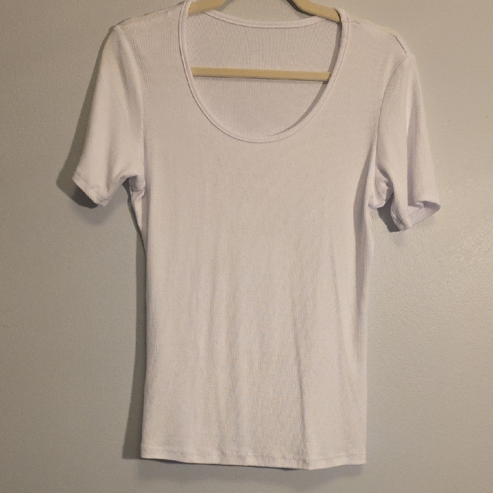 NWOT Bright White Fitted Short Sleeve Tee